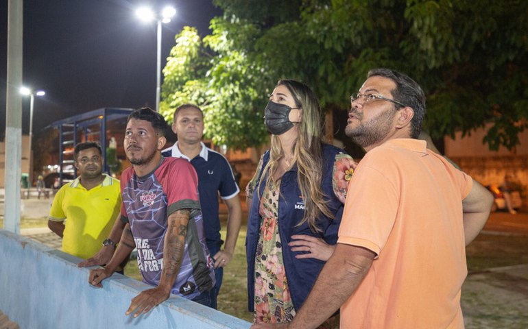 Equipe da Sima faz vistoria na iluminação dos bairros Canaã e Ouro Preto