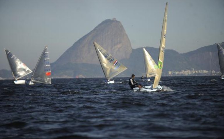 Secretário descarta meta de despoluição de 80% da Baía de Guanabara