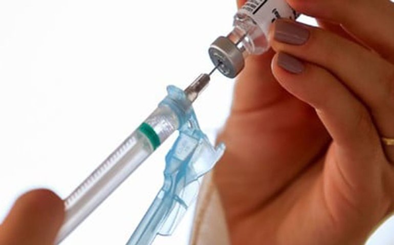 Vacina da herpes-zóster é segura para pacientes reumáticos, diz estudo