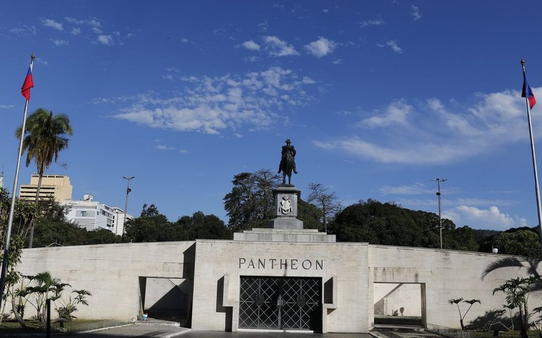 Exército nega irregularidade em visitas a presos no Inquérito do Golpe