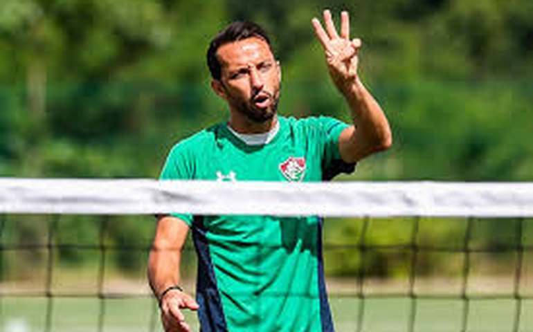 Nenê, do Fluminense, testa positivo para o novo coronavírus