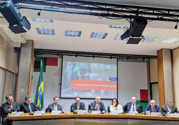 Secretária da Fazenda de Alagoas participa de coletiva de imprensa