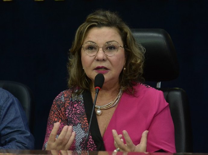 Gaby Ronalsa fala sobre enfrentamento a violência doméstica na pandemia