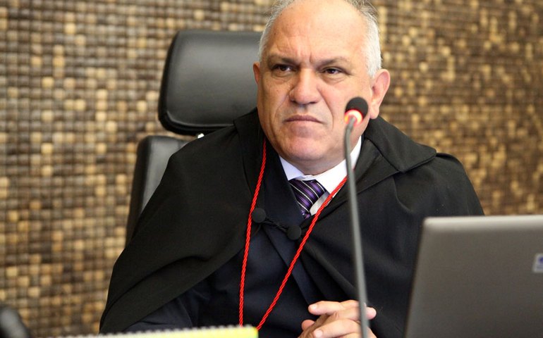 Mantida ação penal contra ex-vice-prefeita de Marechal Deodoro