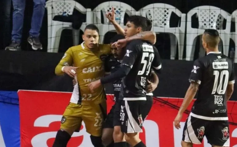 João Paulo II recebe decisão entre Traipu e Passo Fundo pela semifinal do Brasileiro de Futsal