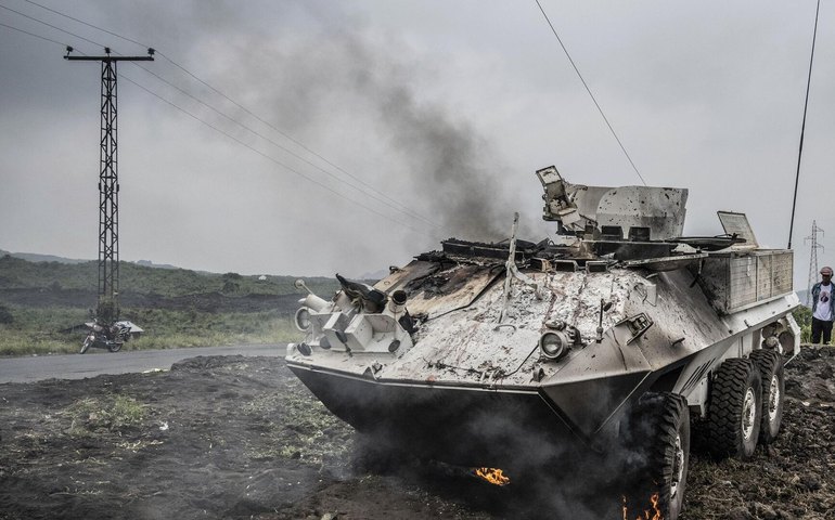 Rebeldes apoiados por Ruanda alcançam subúrbios de Goma na República Democrática do Congo