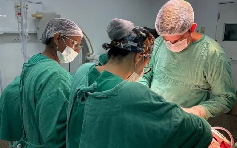 Hospital de Emergência do Agreste realiza 8ª captação de órgãos e contribui para transplantes em São Paulo