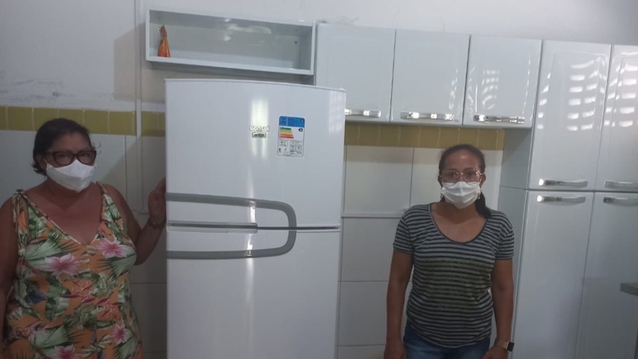 Prefeitura de Anadia equipa escolas com novas geladeiras