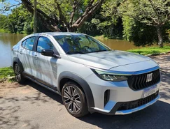 Fiat Fastback 2026 aposta na eletrificação leve para crescer no mercado - Divulgação (15).jpeg 