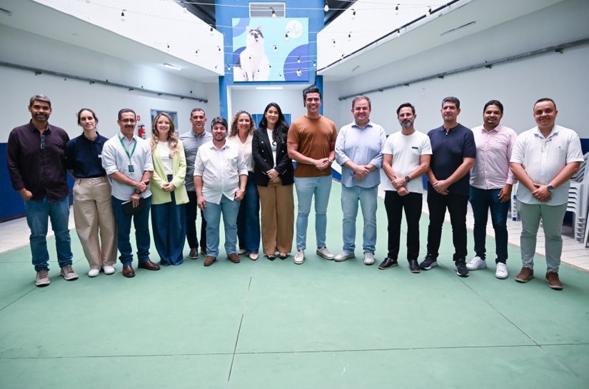 Sebema recebe comitiva de Caruaru para apresentar estrutura e fluxos do HC Pet