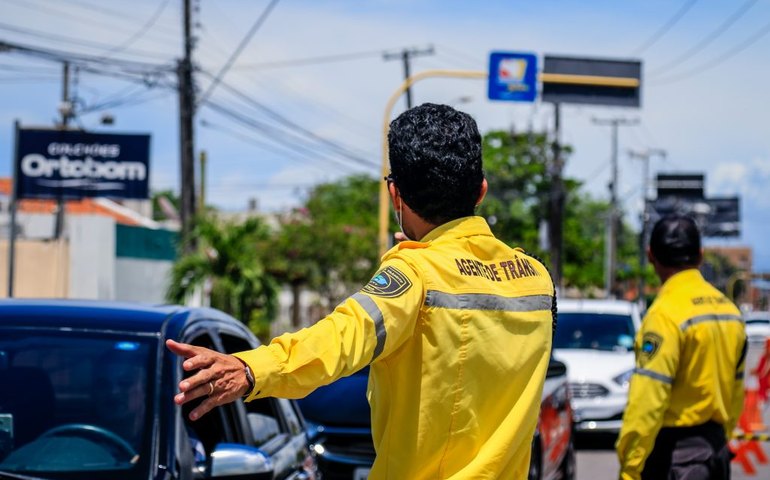 Casal adia início de obra e via no Pinheiro será interditada a partir de segunda (27)