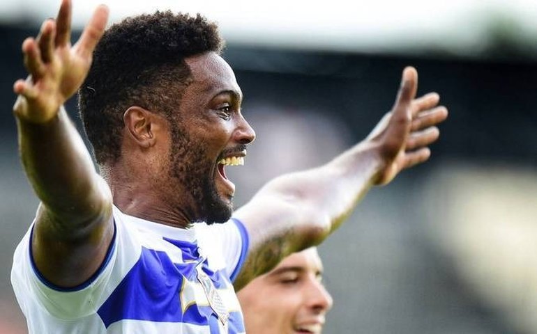 Paulista: Bruno Mezenga decide e Água Santa sai na frente do Palmeiras