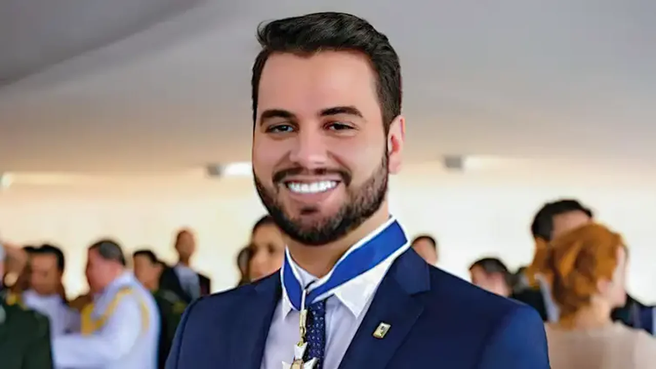 Investigação sobre Filipe Martins traz dados divergentes sobre registros de entrada nos EUA; veja a cronologia do caso