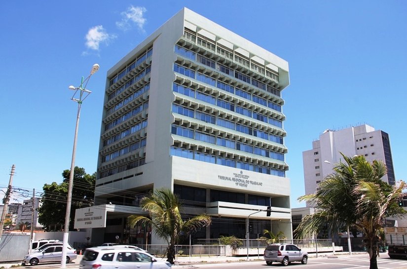 TRT/AL suspende prazos processuais e audiências nas ações em que figurem BB, CEF E BNB