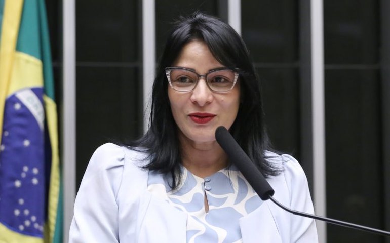 Comissão aprova criação do Disque Parente para denunciar violência contra indígenas