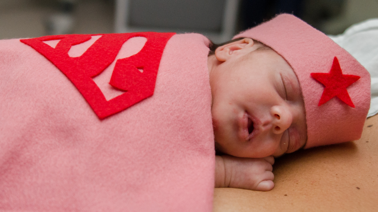 Maternidade Santa Mônica alerta para os cuidados com o bebê prematuro durante o carnaval