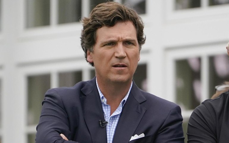 Ocidente contribuiu para o fim da Ucrânia como nação, afirma Tucker Carlson
