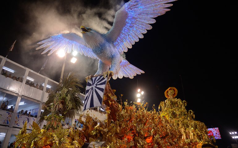 'Um Defeito de Cor': desfile da Portela faz procura por livro disparar na internet