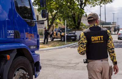 Corridas e procissões modificam trânsito em diversos bairros neste domingo