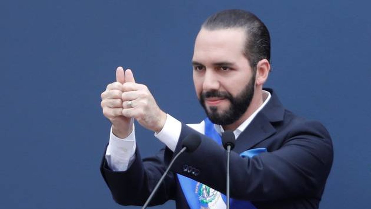 Presidente de El Salvador usa Exército para coagir deputados