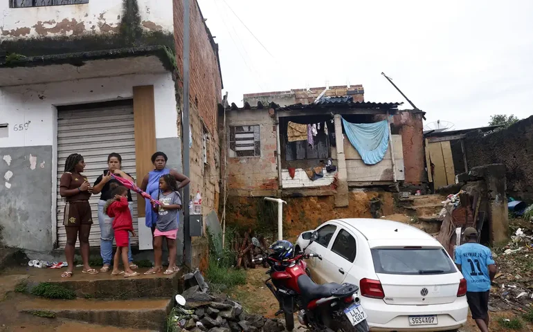 Mortes causadas por temporais em Juiz de Fora e Ubá sobem para 36