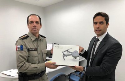 Juizado de União dos Palmares entrega drone ao 2º Batalhão da PMAL