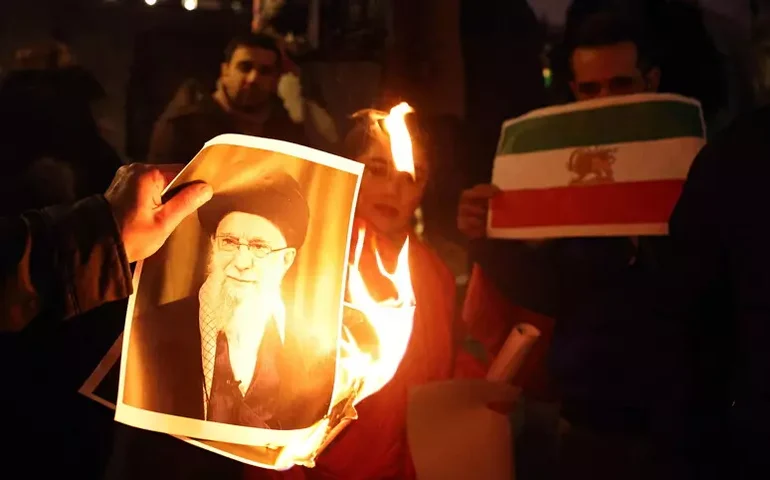 Irã convoca embaixadores europeus após apoio do Ocidente a protestos