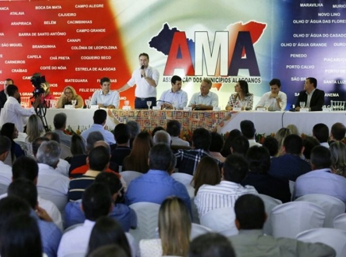 Estado anuncia convênio com a AMA para elaborar projetos nos municípios