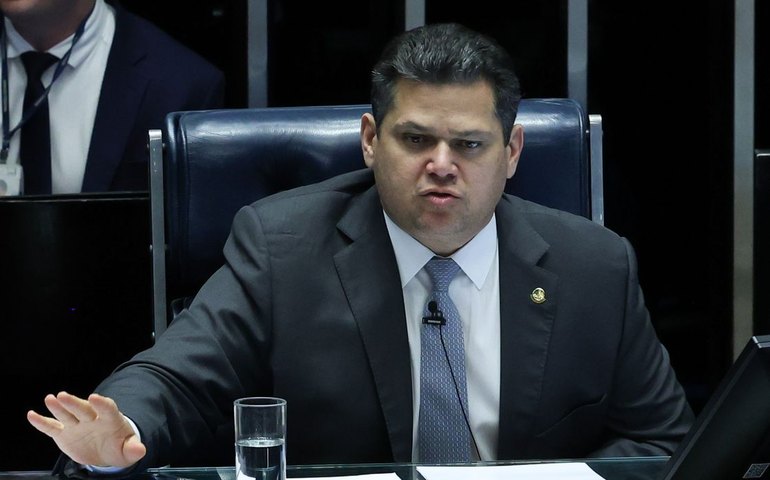 Parlamentares pedem a Alcolumbre nulidade de votação em CPMI do INSS