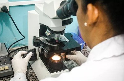 Laboratório municipal de Delmiro Gouveia contabiliza mais de 5.200 exames em 50 dias 