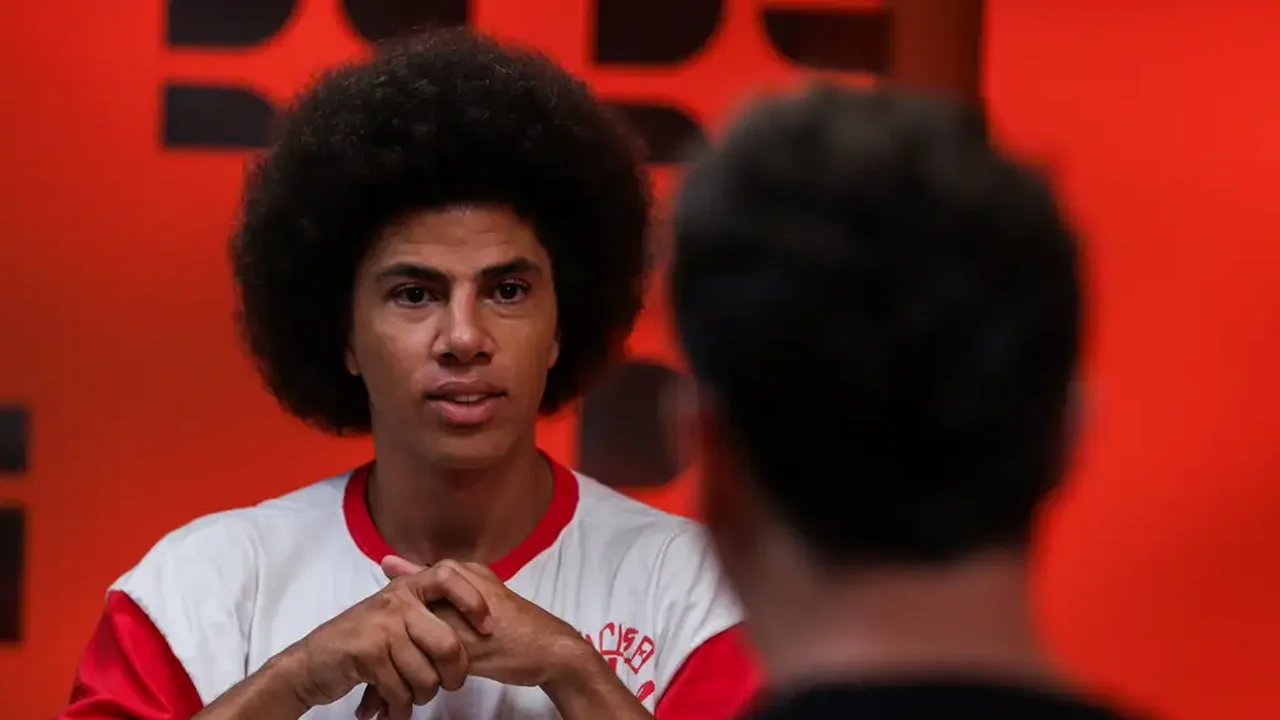 Renato Freitas, deputado do PT, se envolve em briga de rua em Curitiba; caso vai ao Conselho de Ética
