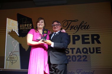 735.jpg
