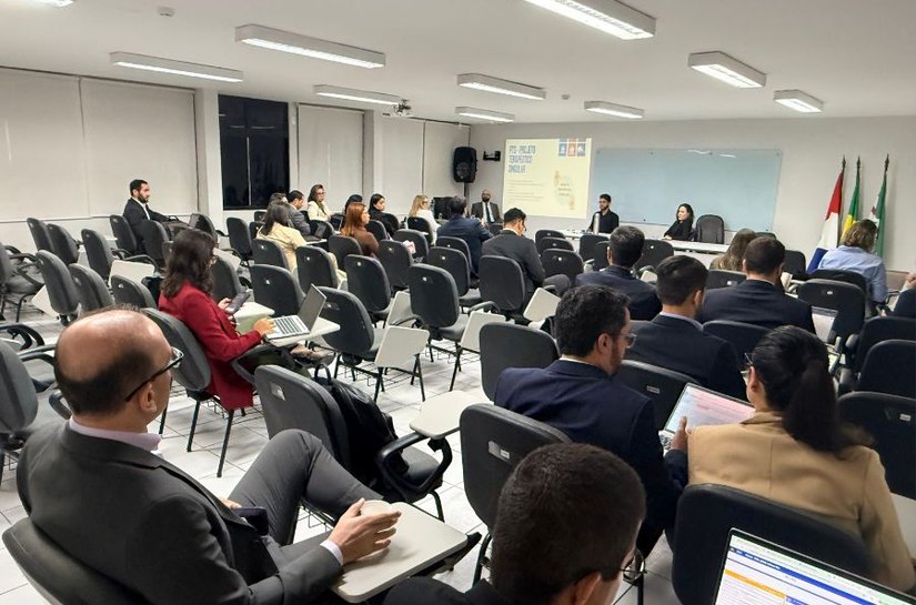 'Finalidade terapêutica', diz professor Yulli Roter em curso sobre política antimanicomial