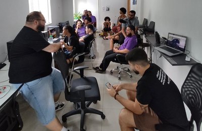 Jovens de baixa renda de todo Brasil terão acesso gratuito ao mercado de Tecnologia