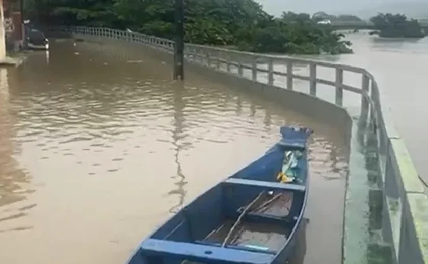 Após enchente, mais de 200 pessoas seguem desalojadas em São Miguel dos Campos