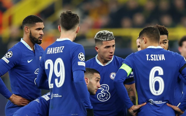 Chelsea perde para Brighton e Lampard segue sem vencer no seu retorno ao time; Tottenham perde