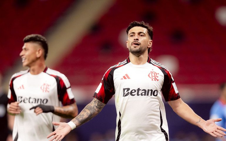 Arrascaeta brilha e Flamengo avança à semifinal da Copa Intercontinental