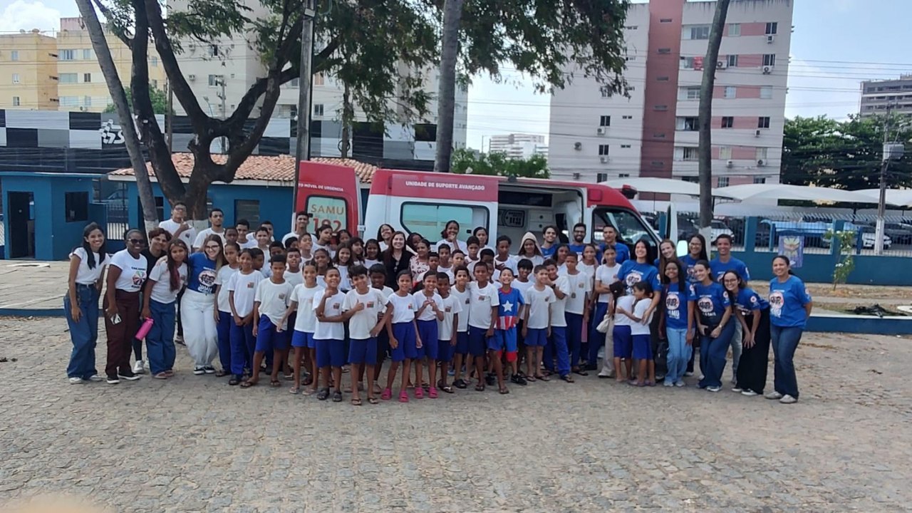 Samu nas escolas leva orientações sobre primeiros socorros e combate aos trotes em Maceió