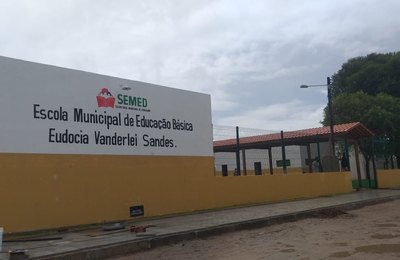 Mais 3 escolas municipais estão sendo estruturadas pela Prefeitura de Delmiro Gouveia
