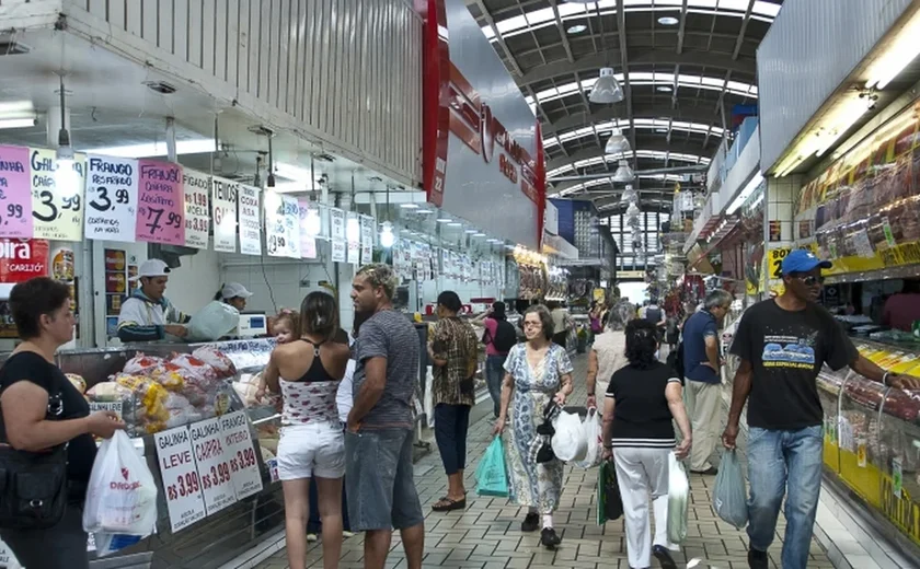 IPC-S cai 0,20% na 1ª quadrissemana de setembro, após ceder 0,44% em agosto, afirma FGV