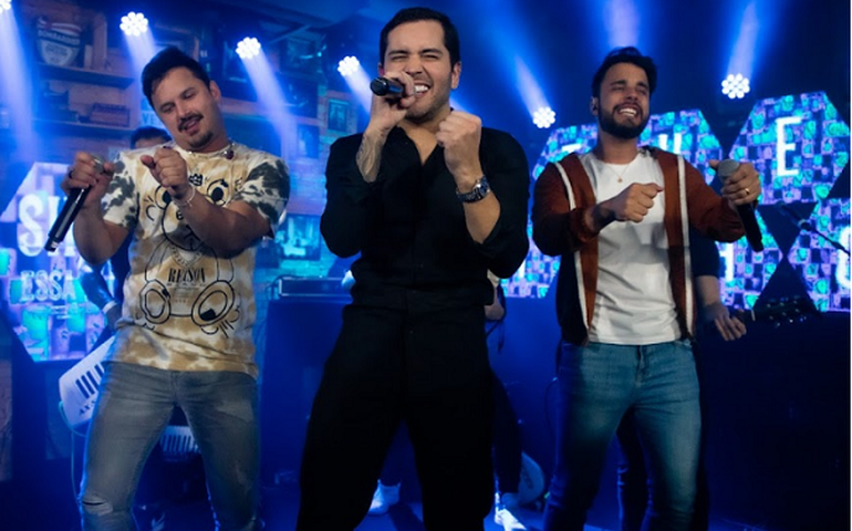 Matheuzinho anuncia single com Clayton e Romário