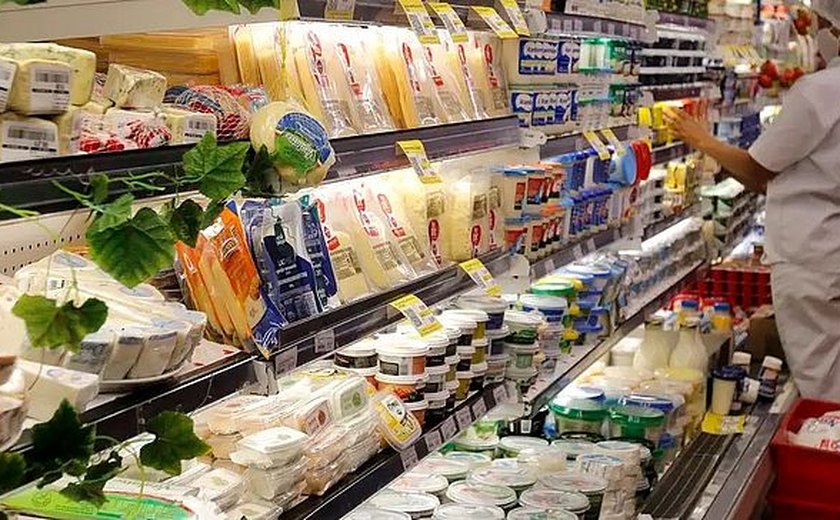 28% dos alimentos industrializados têm sódio em excesso