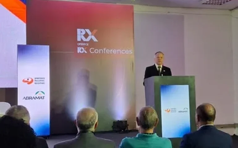 ASFAMAS participa do lançamento do Programa Nacional de Conscientização pela Qualidade na Feicon 2026