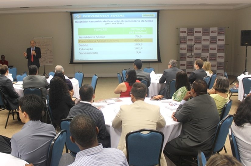 Superintendente da AMA participa de “Café com planejamento e gestão”