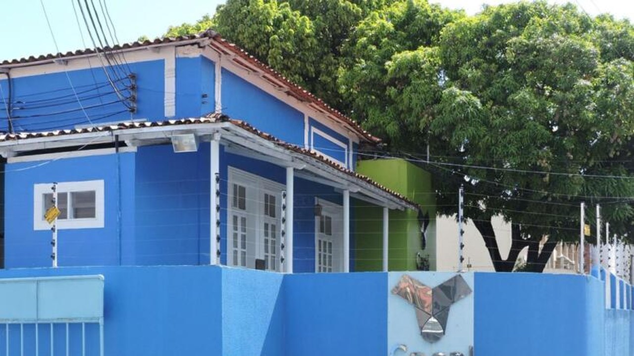 Casal dá desconto de 100% em juros e multas para clientes inadimplentes regularizarem débitos