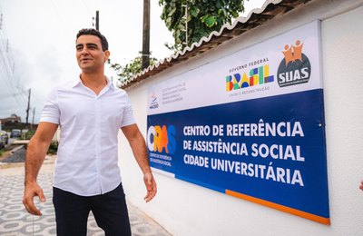 JHC entrega Cras na parte alta e destaca importância de levar assistência social a quem mais precisa