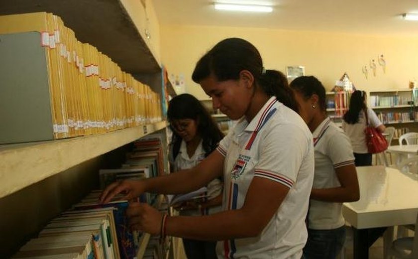 Escolas do Cepa homenageiam autores alagoanos em evento