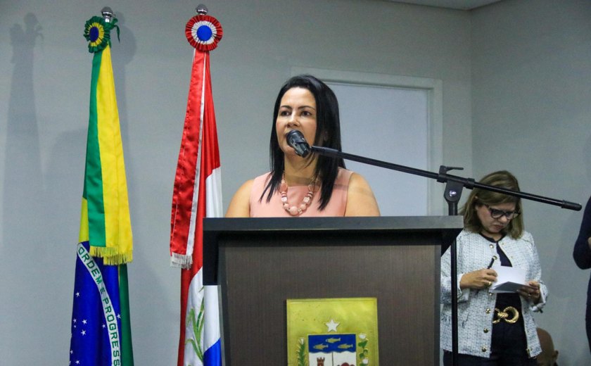 Roseane Vasconcelos assume a gestão da Educação com compromisso de manter a evolução dos bons índices educacionais