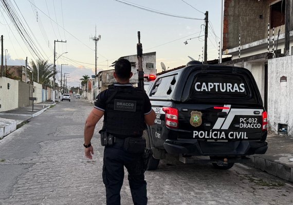 Operação mira facções e cumpre 40 mandados contra tráfico em Maceió e região metropolitana