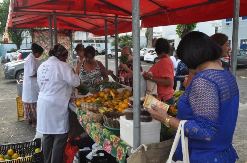 Secretaria da Agricultura realiza edição da Feira de Produtos Orgânicos